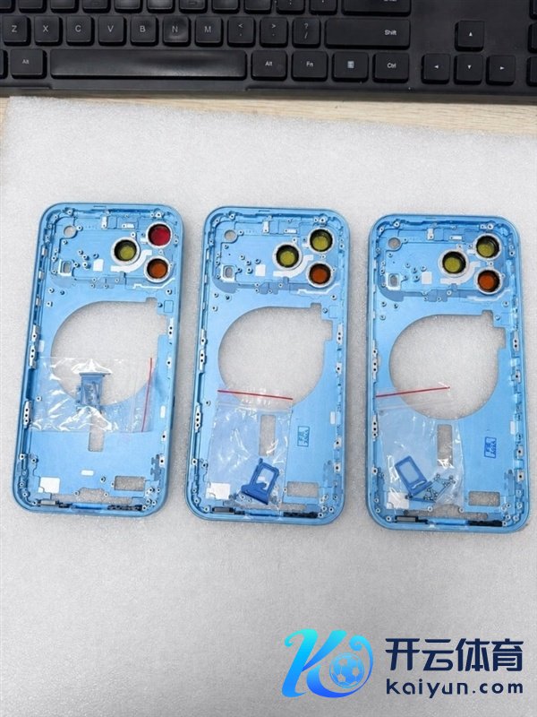 苹果iPhone 18 Pro Max机身亮相:实锤浅蓝、深红新配色